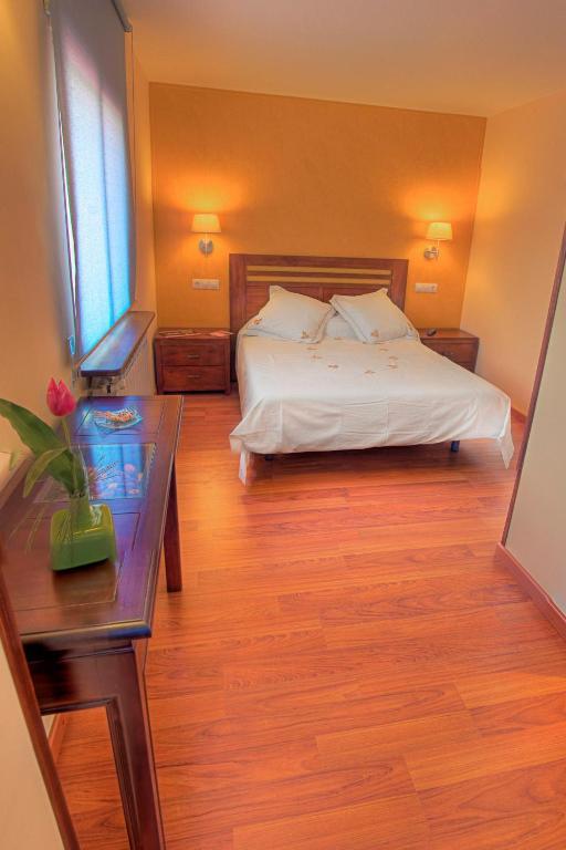 Hotel Casa Custodio La Puebla de Roda الغرفة الصورة